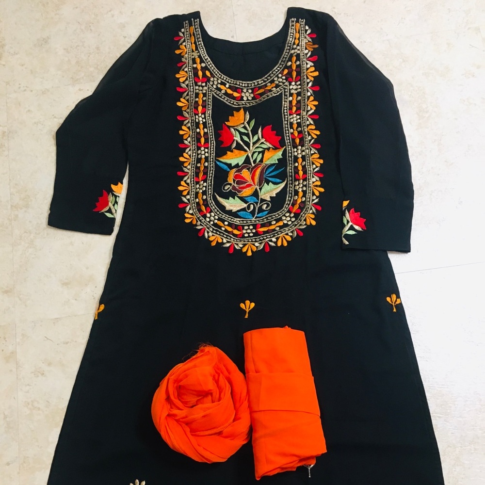 Salwar kameez